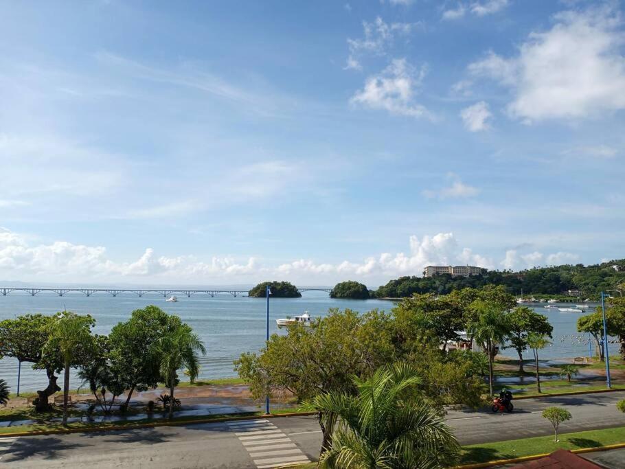 Indy'S Best Bay Frontview In Samana. ภายนอก รูปภาพ